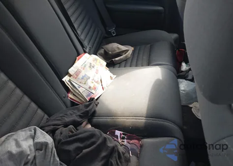 2014 Dodge Challenger Sxt z USA, uszkodzony, nr VIN 2C3CDYAGXEH233905